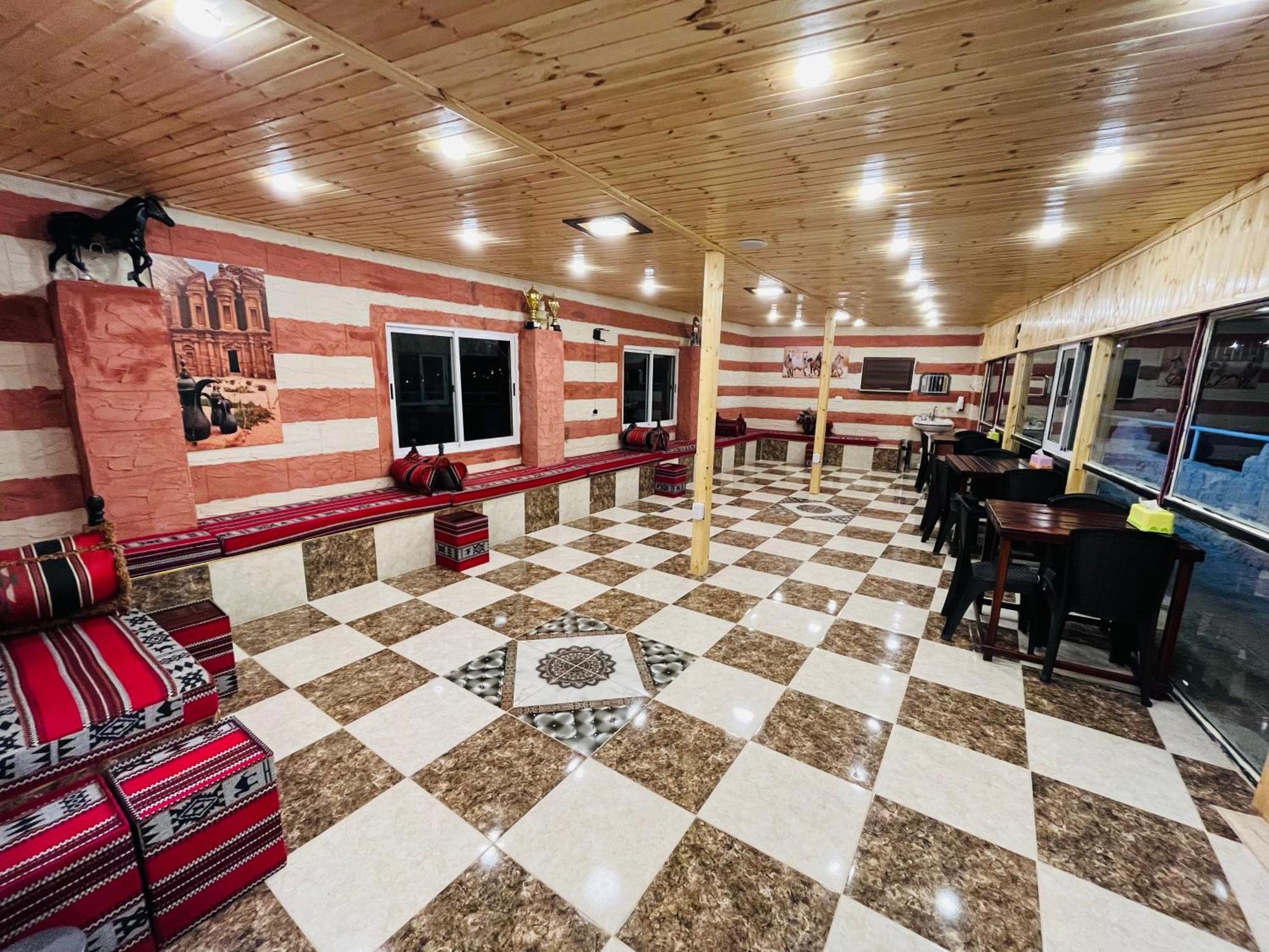 Petra Royal Ranch Bed & Breakfast Wadi Musa Exterior foto